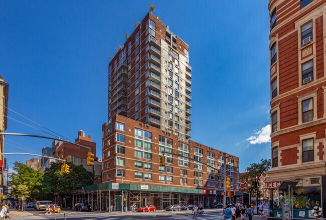 Building Photo - Grand Chelsea