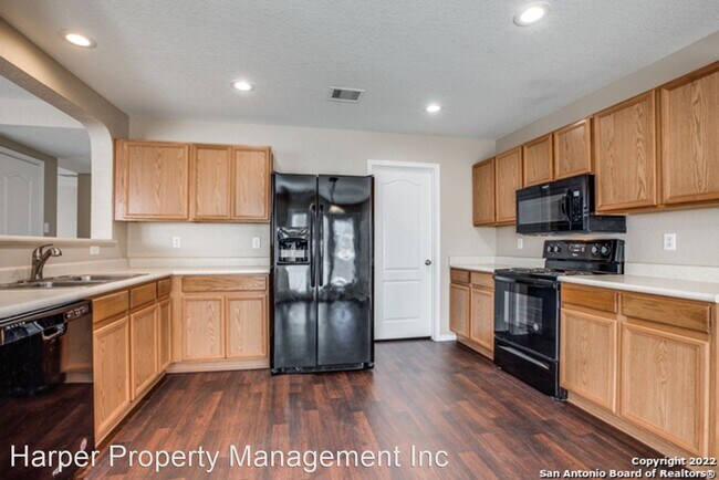 Building Photo - 3 br, 2.5 bath House - 13226 Solar Crest