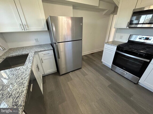 Foto del edificio - 636 Hodgson St