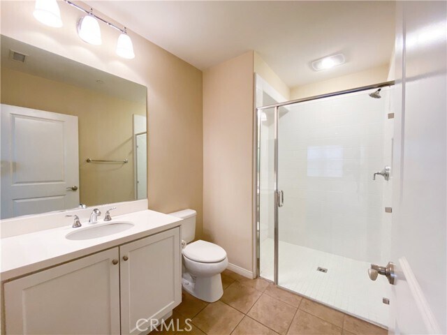 Building Photo - 131 Thornhurst