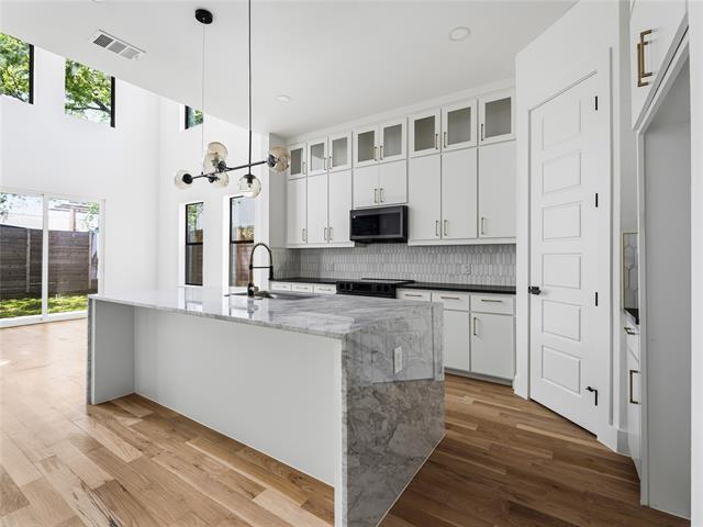 Foto del edificio - 1958 Toronto St