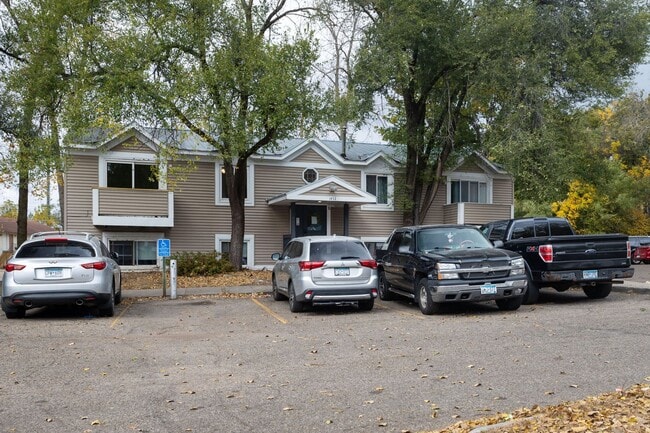Foto del edificio - 1430 Case Ave