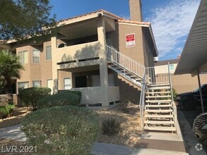 Building Photo - 1272 Lawry Ave