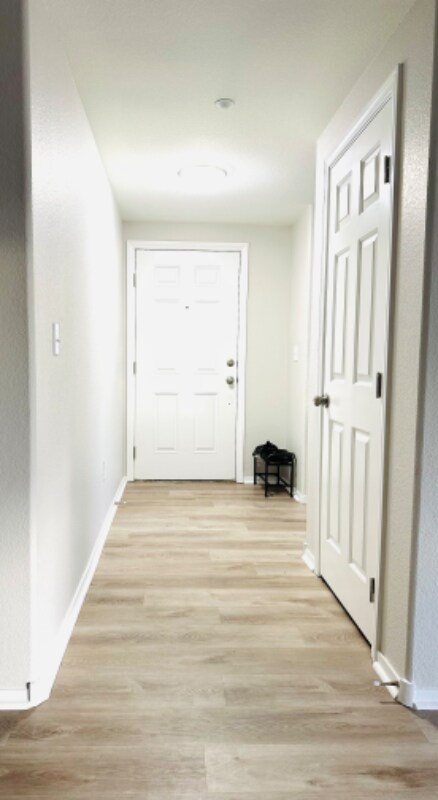 Building Photo - 833 Aspen Peak Loop