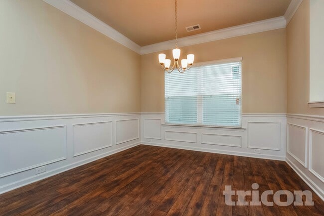 Foto del edificio - 55 Thorndale Ct