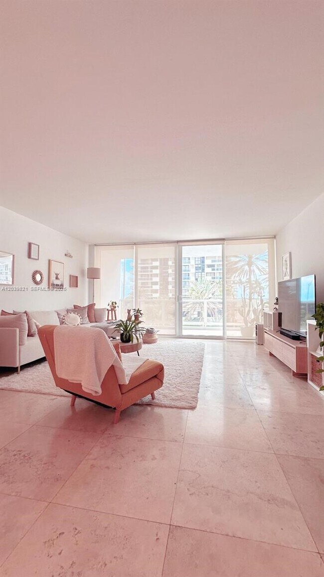 Building Photo - 5700 Collins Ave