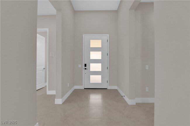 Building Photo - 11032 Rolling Vista Dr