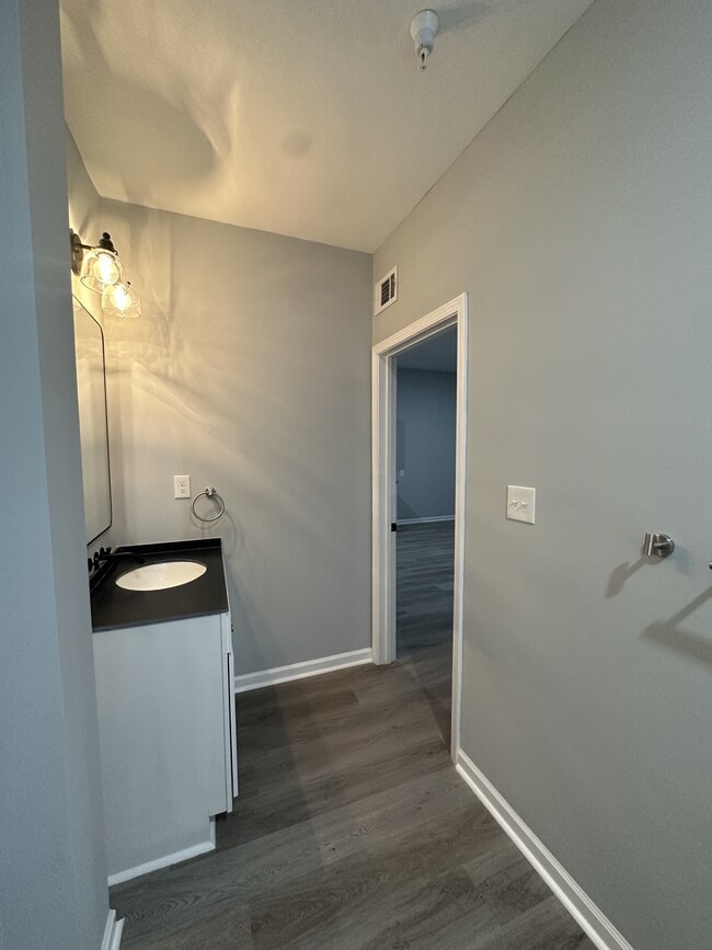 Building Photo - 776 Baconsfield Dr