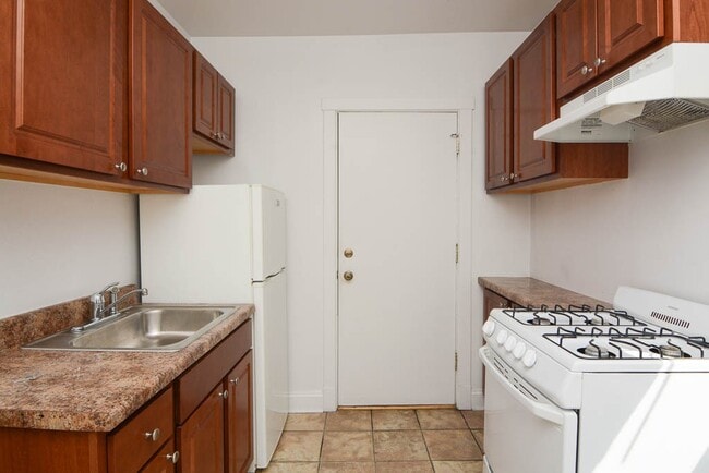 Foto del edificio - 2617 N Spaulding Ave