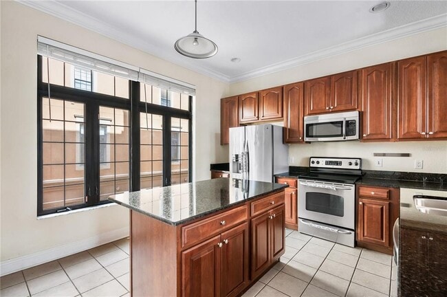 Building Photo - 2238 Soho Bay Ct