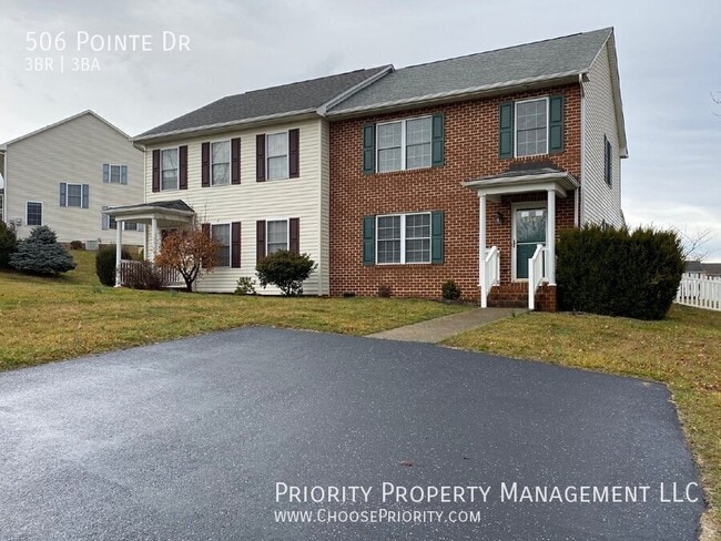 Building Photo - 506 Pointe Dr