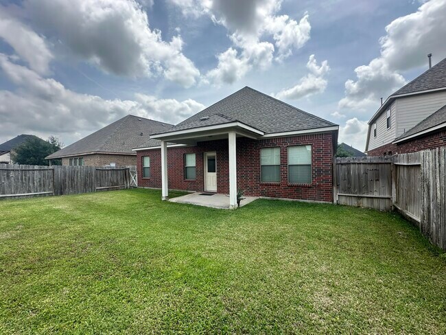 Building Photo - 25710 Westbourne Dr