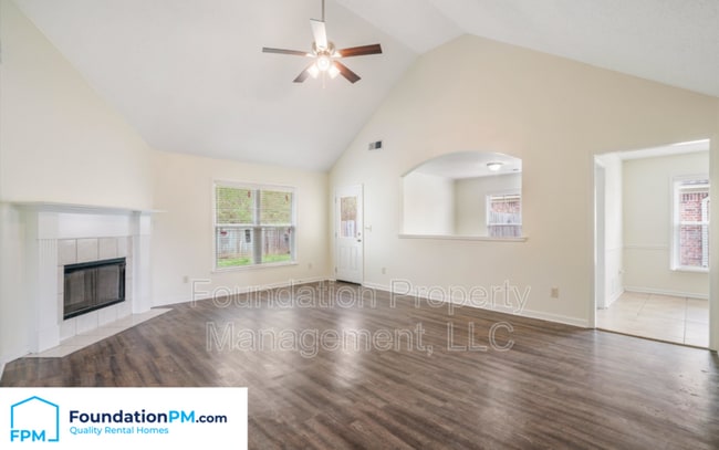 Building Photo - 9342 Sarsen Dr