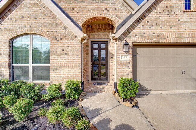 Foto del edificio - 13030 Sheildaig St