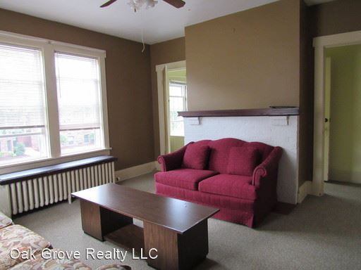 Building Photo - 3 br, 1 bath Room For Rent - 124 S 7th St ...