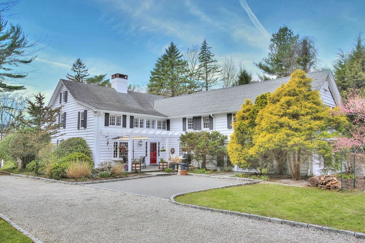 Foto principal - 286 Richards Ave