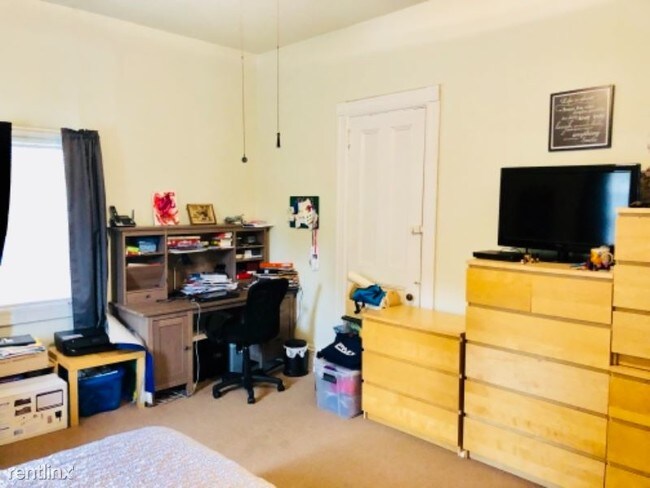 Foto del edificio - 2 br, 1 bath Apartment - 2 Windle Park