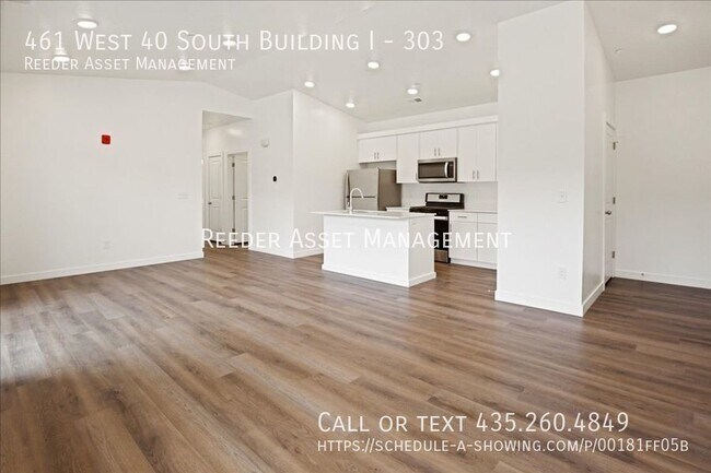 Building Photo - 3 Bed 2 Bath Smart Home Condo in Providence!!