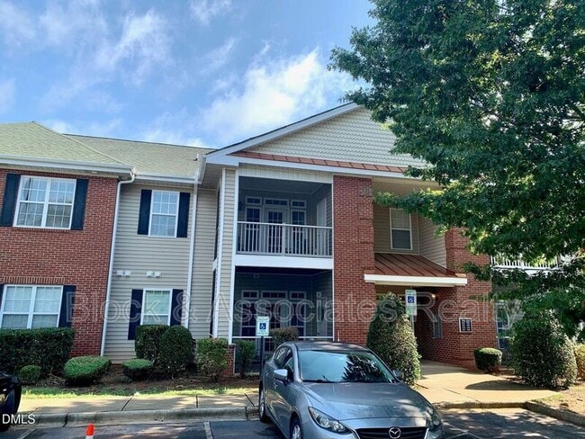 Foto del edificio - 535 Weather Ridge Ln