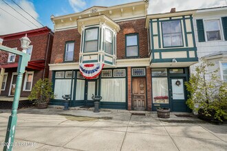 Building Photo - 140 Broad St