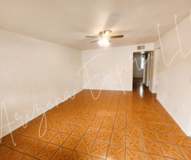 Foto del edificio - 337 N 93rd St