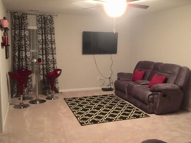 Foto del edificio - 13027 Rothe House Rd