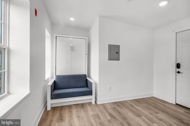 Foto del edificio - 2046 E Huntingdon St