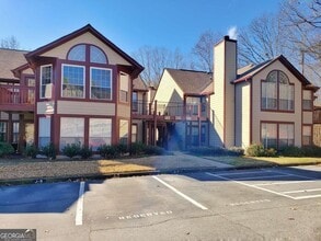 Building Photo - 913 Wentworth Ct