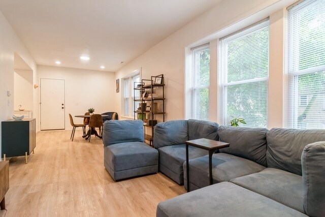 Foto del edificio - 3639 W Iowa St