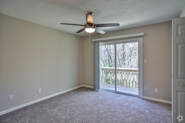 Building Photo - Ashbrook Village