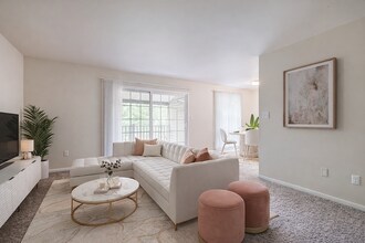 Building Photo - Monarch Crossing