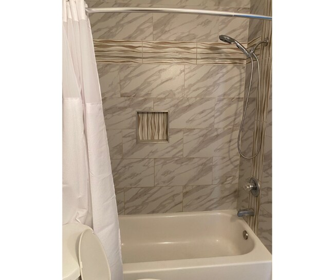 Foto del edificio - 306 N Fremont Ave