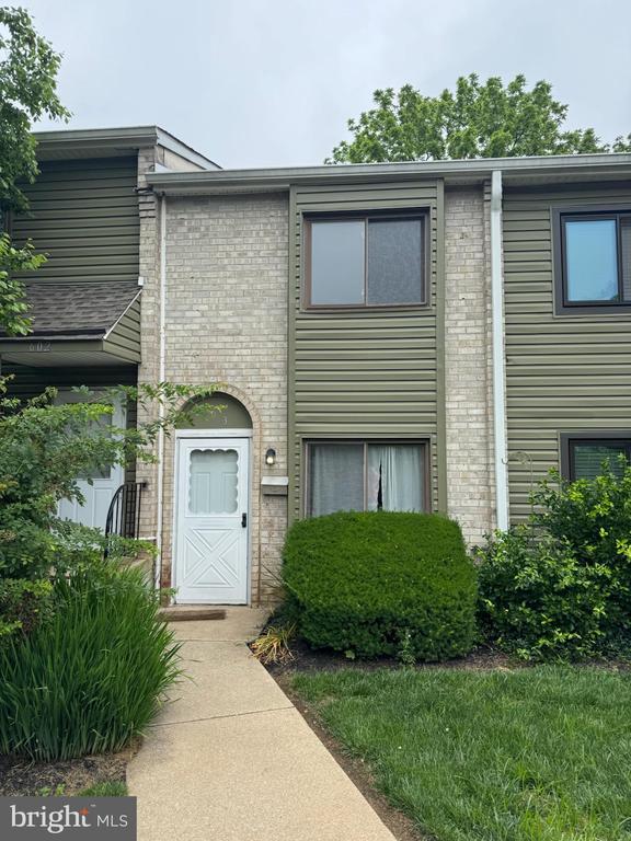 Primary Photo - 603 Valley Dr