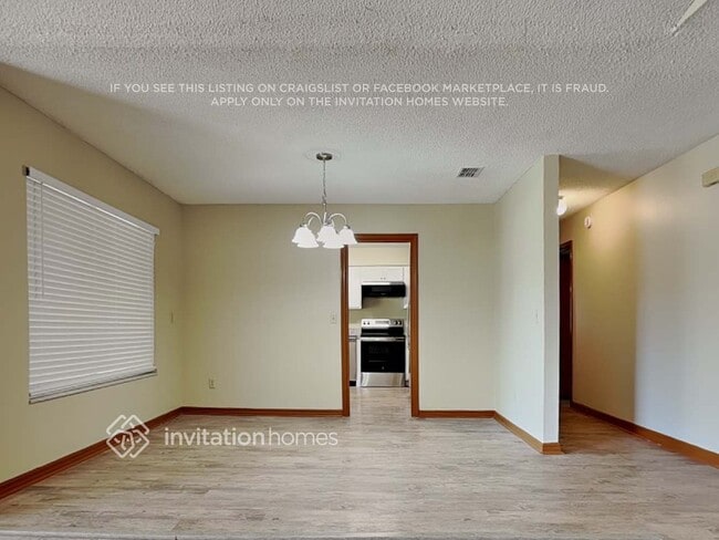 Building Photo - 8228 Lost Lake Dr