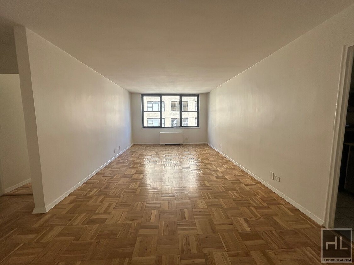 Foto principal - EAST 49 STREET