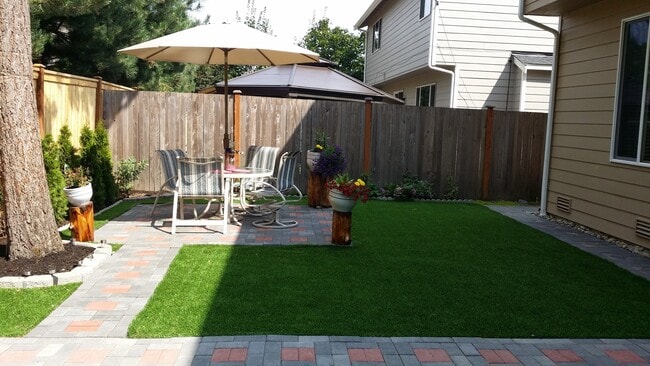 Building Photo - Modern Comfort and Space in a Peaceful Bothell Home (reduced Rent until May 1st)