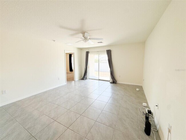 Foto del edificio - 5018 Granite Dust Pl