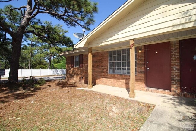 Building Photo - 10151 Guidy Ln