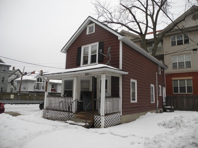 Building Photo - 334 W Wilson St