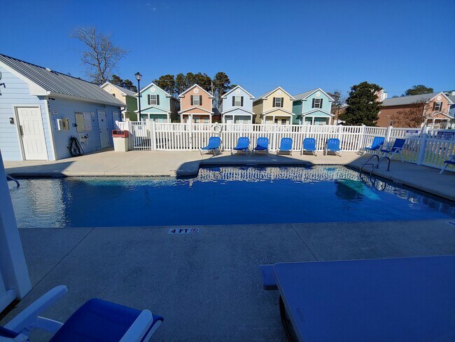 Foto del edificio - 358 Sailors Ct