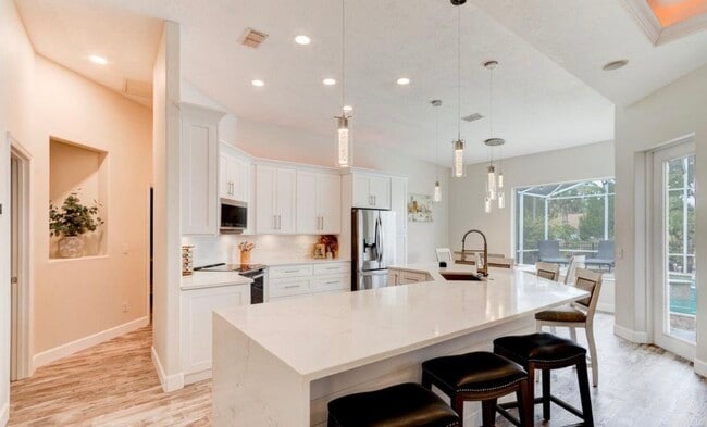 Foto del edificio - 6204 Morning Dr