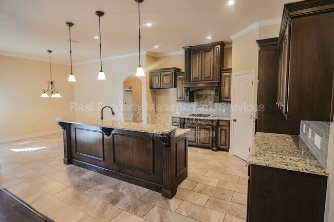 Foto del edificio - 9604 Justice Ave