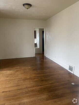 Building Photo - 1108 mella street
