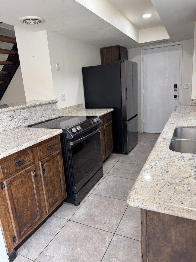 Foto del edificio - 10420 N 11th Pl