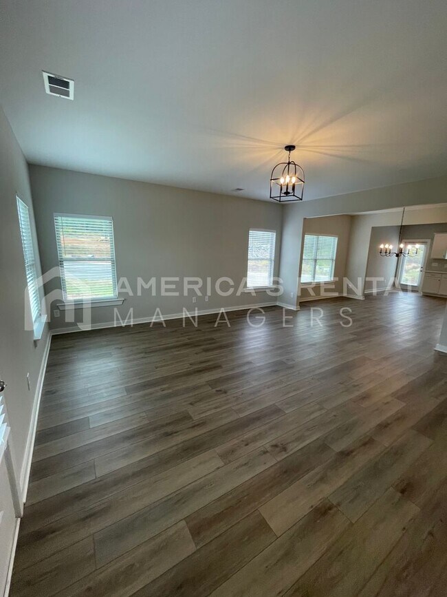 Foto del edificio - New Construction Home for Rent in Vance, A...
