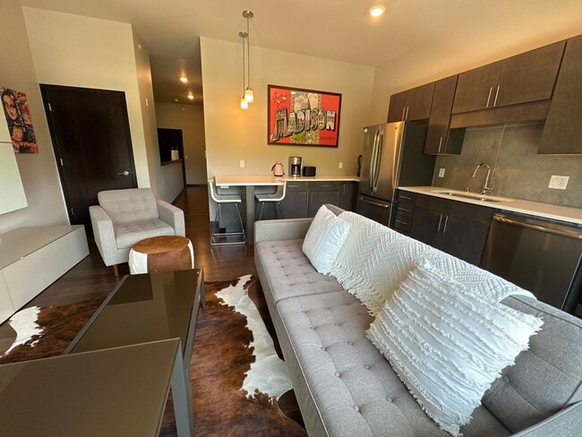 Foto del edificio - 801 E Mifflin St