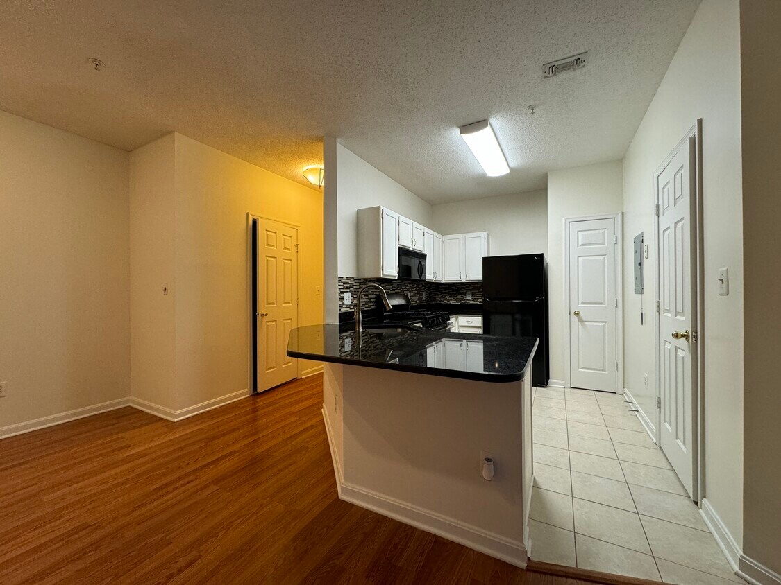 1705 Lake Shore Crest Dr Unit 23, Reston, VA 20190 Condo for Rent in