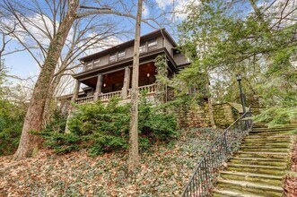Building Photo - 2112 Iuka Ave