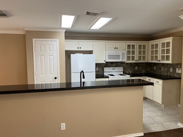 Foto del edificio - 93 N Villa Oaks Dr