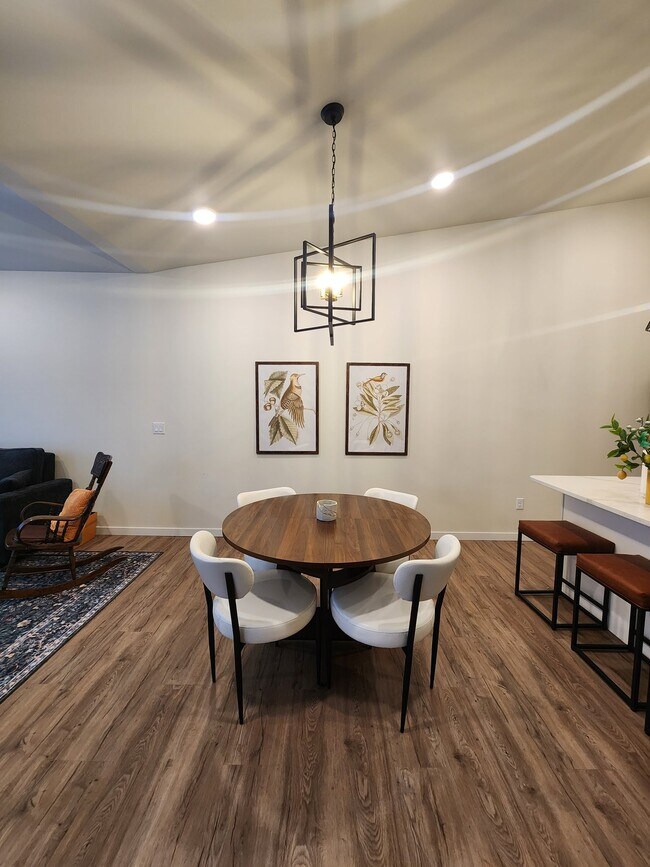 Foto del edificio - 812 7th St SW